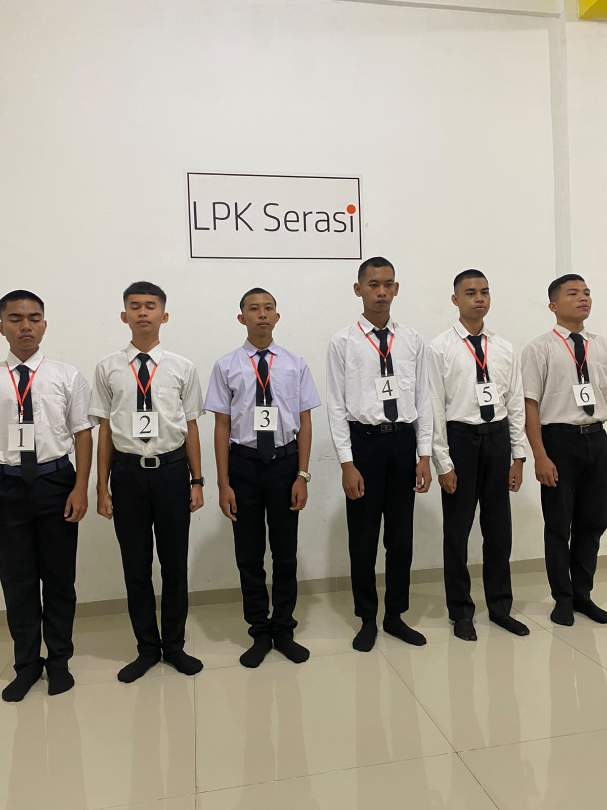 Wawancara kandidat di LPK Serasi